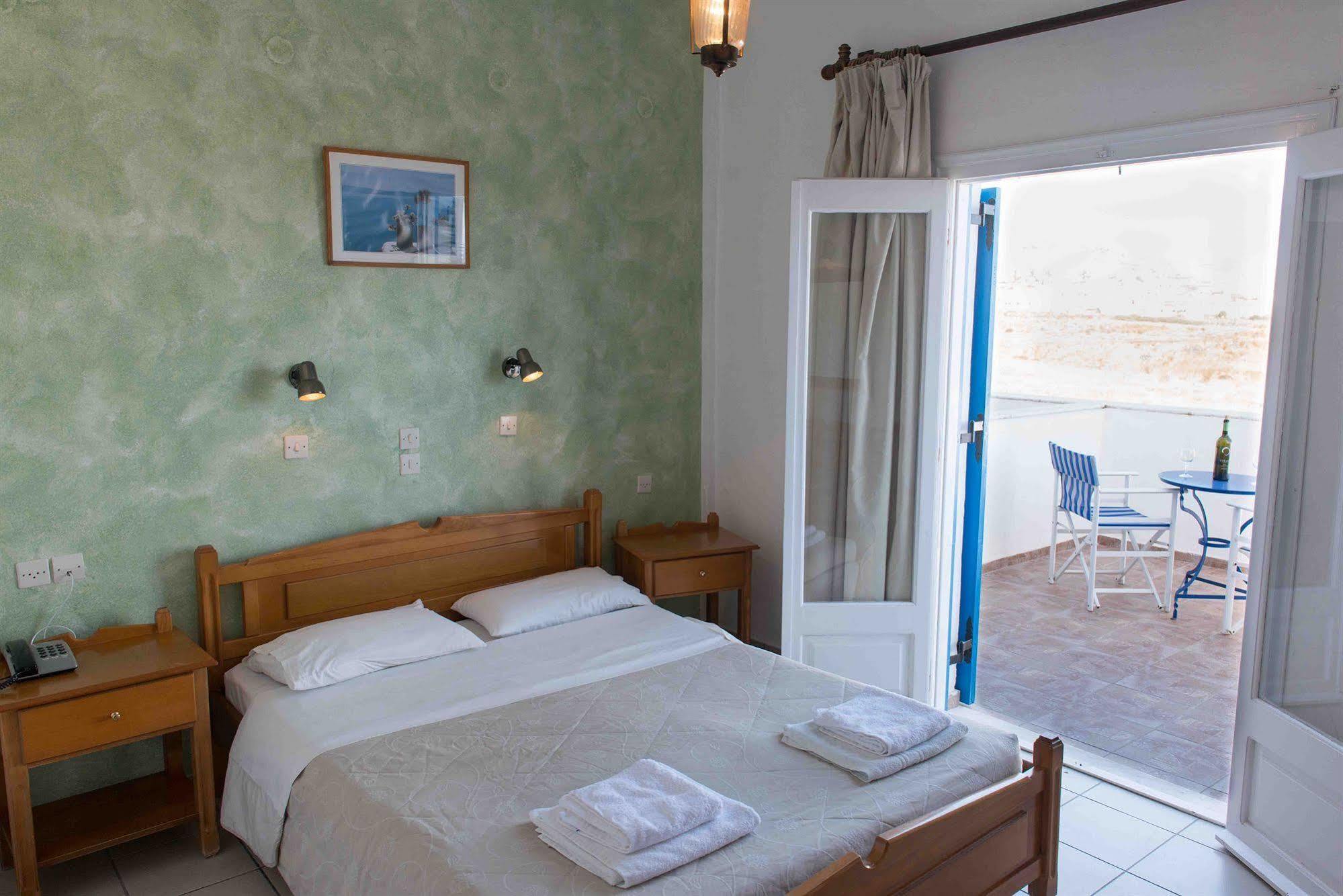 Hotel Olympia Karterádosz Kültér fotó